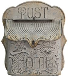 Clayre & Eef Home, Post, madaras antikolt fm postalda