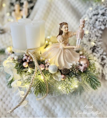 Szidi’s Ditr s a kislny egyedi adventi dekorci
